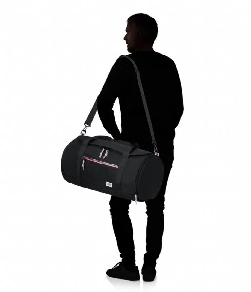 American Tourister Upbeat Duffle Zip Black 2 American Tourister Upbeat Duffle Zip Black - Afbeelding 2