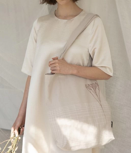 Tote Bag Linnen X Maartje By Rilla Go Rilla Eucalyptus 2 Tote Bag Linnen X Maartje By Rilla Go Rilla Eucalyptus - Afbeelding 2