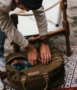 Cowboysbag Weekender Lagos 15.6 Inch X Saskia Weerstand Olive -Mode Tas cowboysbag 3243 Lagos weekender olive 6 600