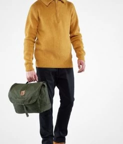 Fjallraven Greenland Shoulder Bag 15 Inch Black 6 Fjallraven Greenland Shoulder Bag 15 Inch Black -Mode Tas fjallraven greenland shoulder bag handtassen deep forest handbags 23154 662 model side1 600 1